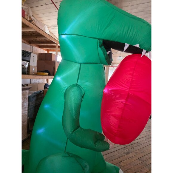 10 ft inflatable dinosaur Valentine conversation heart spring lawn décor - Picture 5 of 11